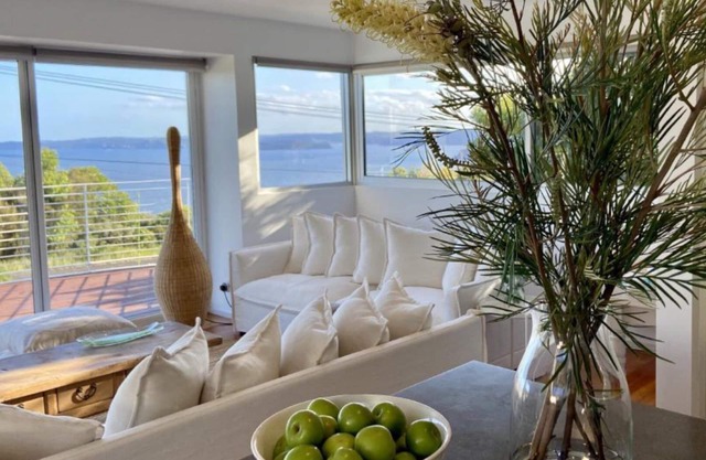 Binalong House by HolidayCo.