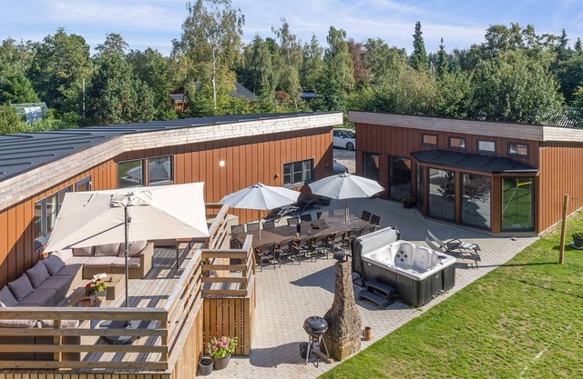 "Bjarka" - 700m from the sea by Interhome