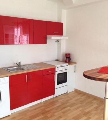 Bright F2 Apartment