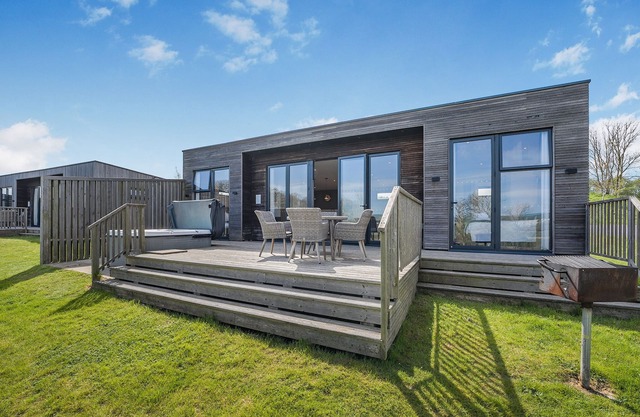 Caburn View Retreat (Pet)