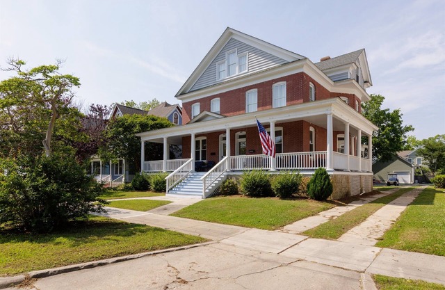 Cape Charles Luxury Beach Getaway & Serene Haven