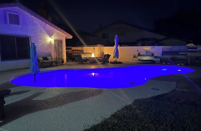 Casa Laissez-Faire: A 2800+ SqFt Private Desert Oasis with Private Pool.