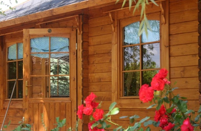 Chalet Tara STUNNING Chalet cote d azur with pool ( LONG TERM LET AVAILABLE)