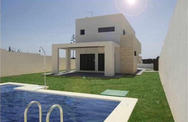 Chalets conilizate 12 pax piscina 300mts playa