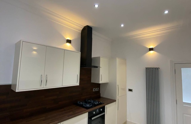 Charming 2-bed Apartment in Wolverhampton