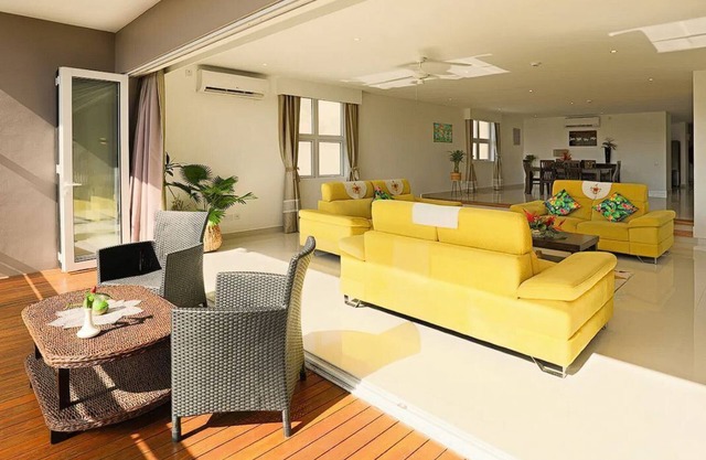 Cliffhanger Private Retreat – Daytime Bliss Only!