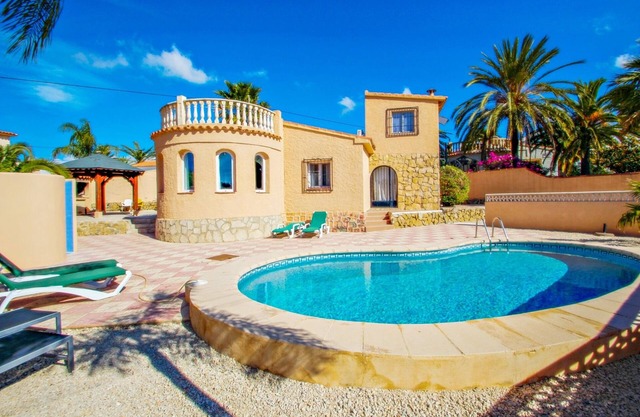 Cometa-86 - Pool, Terrace & Landscape View