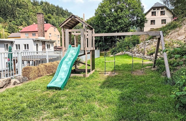 Cosy apartment for 4 guests with WIFI, pool, TV and patio
