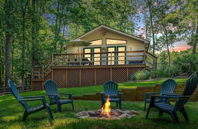 Cozy Lake Anna Hideaway with Water & Beach Access