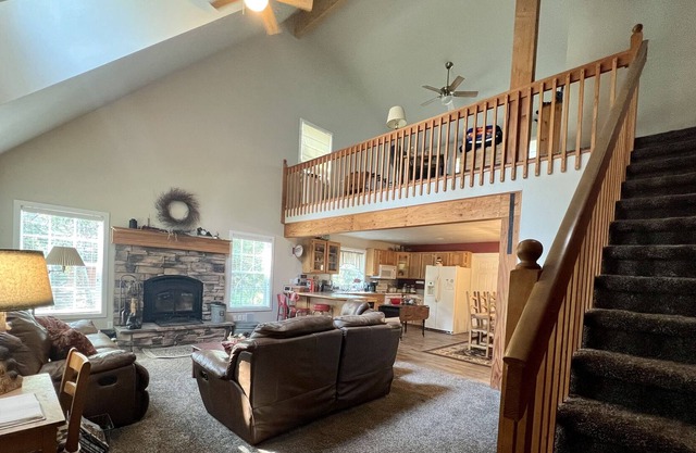 Cozy mountain retreat centrally located in beautiful Valley County.