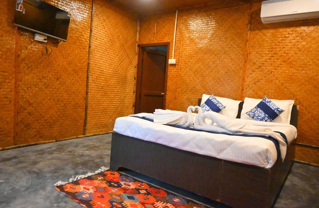 Crystal Andaman Resort