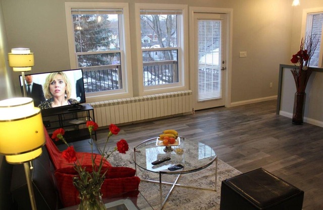 DaVel DeLuxe Sunsets