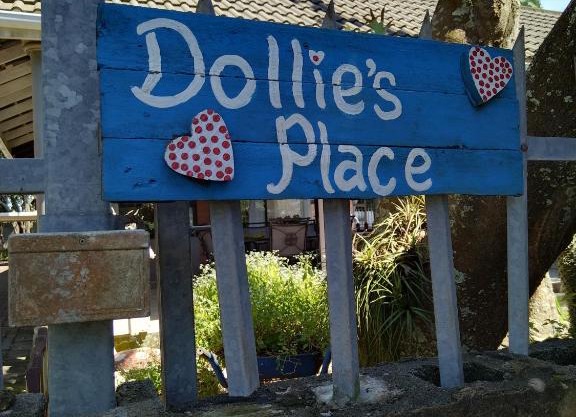 Dollies place