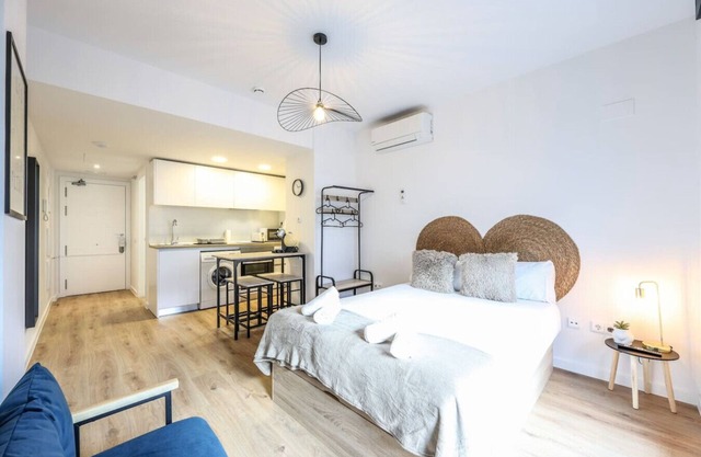 Elegant Studio with Private Terrace by RentitUP