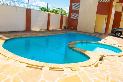 Elegant & Classy Stays - Studio Apartment