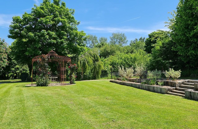 Elegant Manor with in Normandy by the sea - 8 rooms for 22 persons. Pool and spa