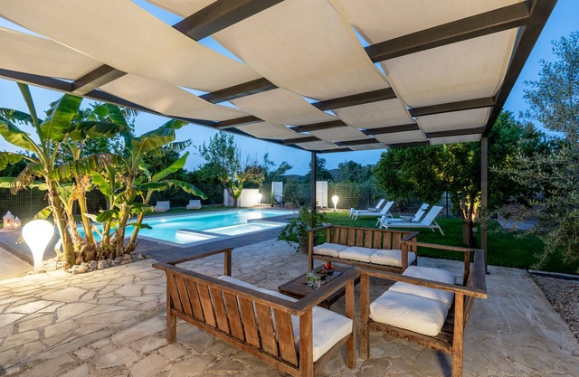 Elenas Village House - Love apt. w. Pool & Terrace