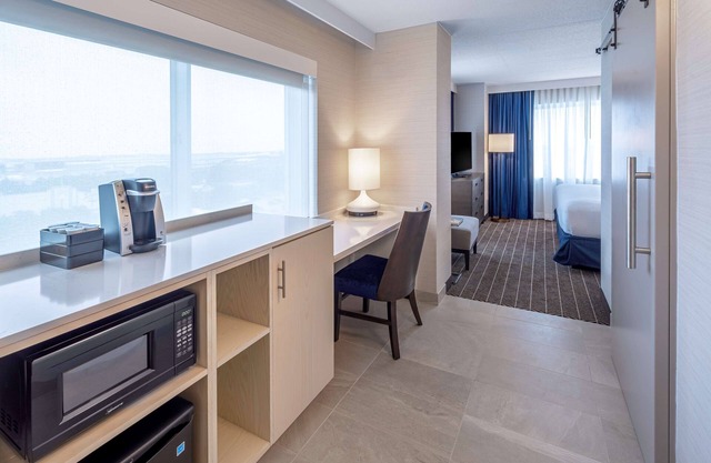 Embassy Suites Boston Logan Airport