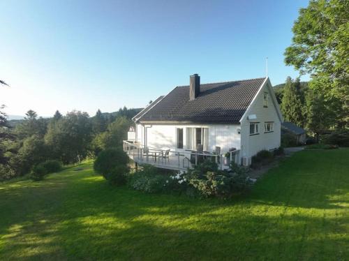 Et helt hus i fredelige omgivelser med utsikt! ca 10 min fra Trondheim sentrum