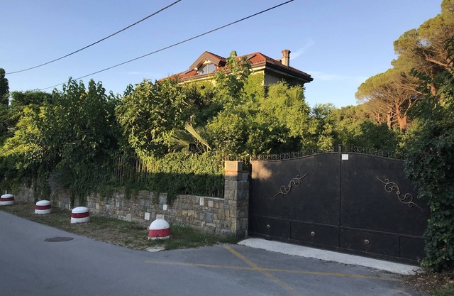Family house Parenzana & garden, free bikes