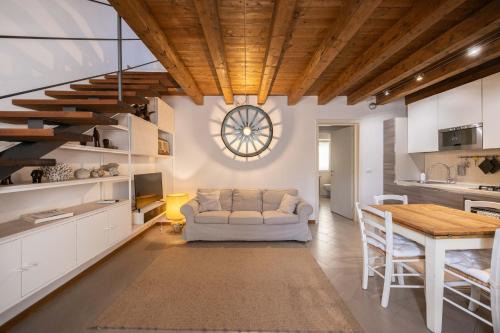 Flat Unipol Arena