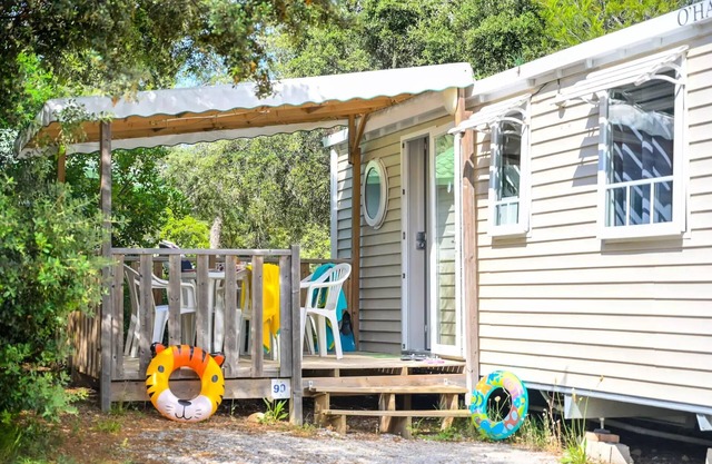 Flower Camping le FONDESPIERRE * - Mobil-home CONFORT - 30 m2 (3 bedrooms - air conditioning - TV) 6 persons