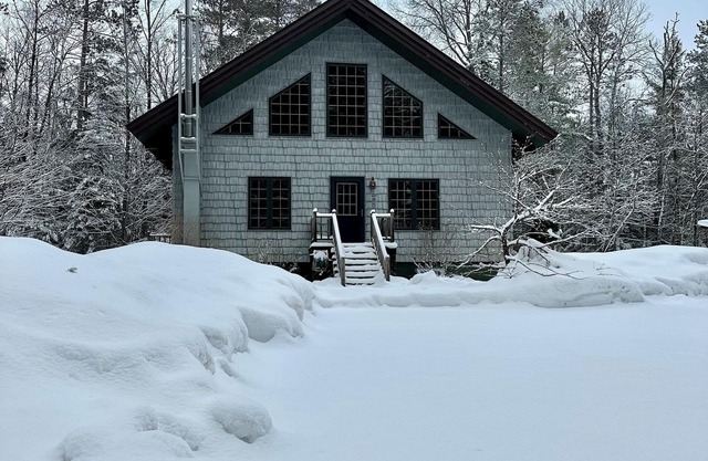 GDC- Near Buckhorn Restaurant, Large Family Home,Trail 7 Accessible