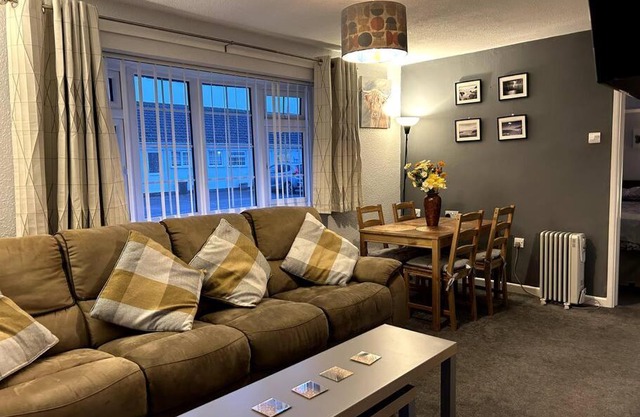 Gorgeous Gower Chalet