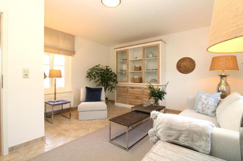 Gutshof Dornbusch Fewo 1 - AM BRUNNEN