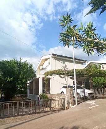 Holiday Home Family - 100m from sea