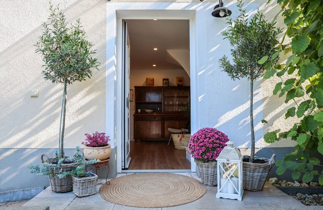 Holiday Home 'Second Home' with Private Terrace, Private Garden and Wi-Fi