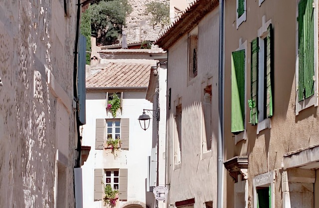 Homerez - Apartment in Boulbon
