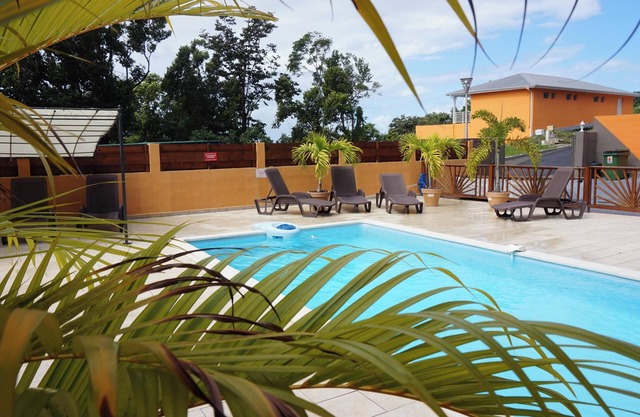 Homerez - Apartment in Deshaies