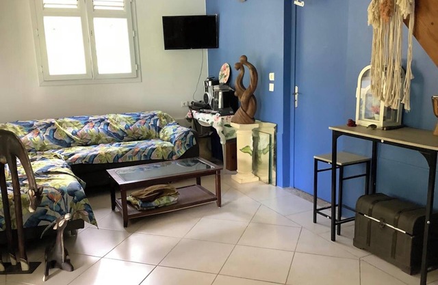 Homerez - House in Gros Morne.