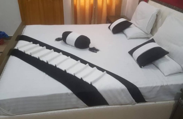 Hotel Days Inn Two