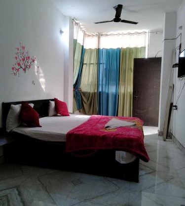 Hotel O Triple Star Hotel