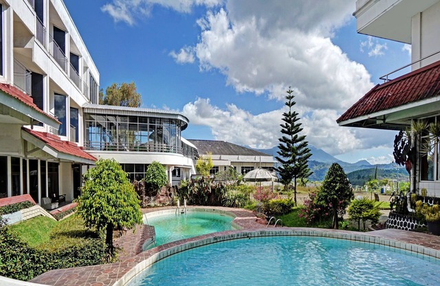 Hotel O Victory