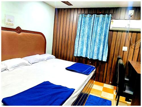 Hotel P-V-R Near Railway Station With Free Internet Services AC & NON AC Roooms Available