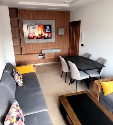 Ideal Emplacement Tanger 3 chambres,wifi,Netflix,Clim,Stade de Foot