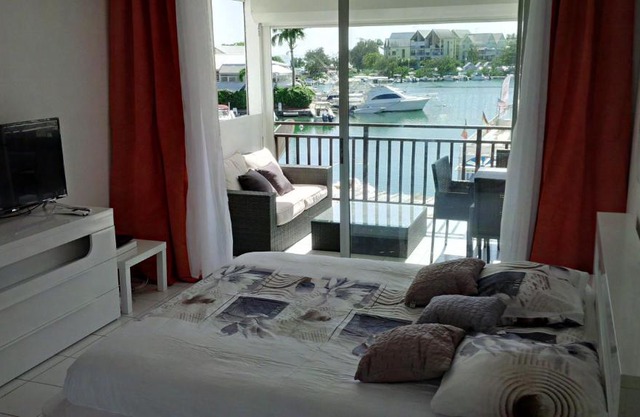 Joli Studio Vue Sur Mer