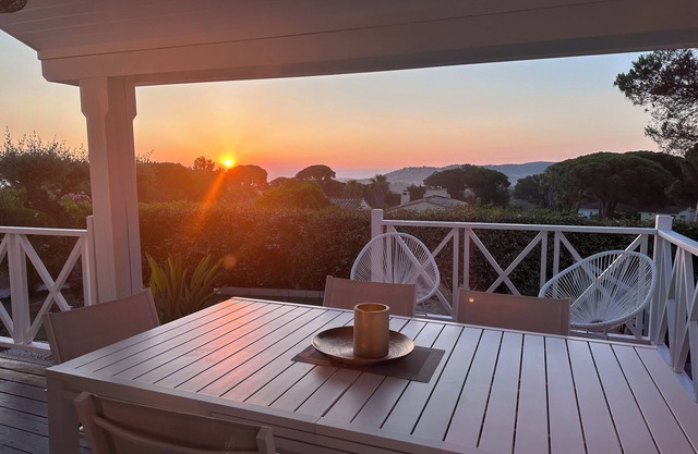 Jolie Maison Cosy vue Golfe de St Tropez