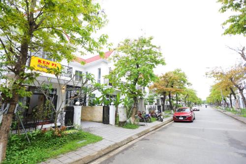 KenPi House, Nguyên Căn, đậu nhiều xe ô tô