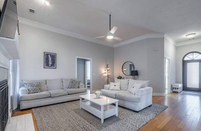 King & Queens Villa at Parkside