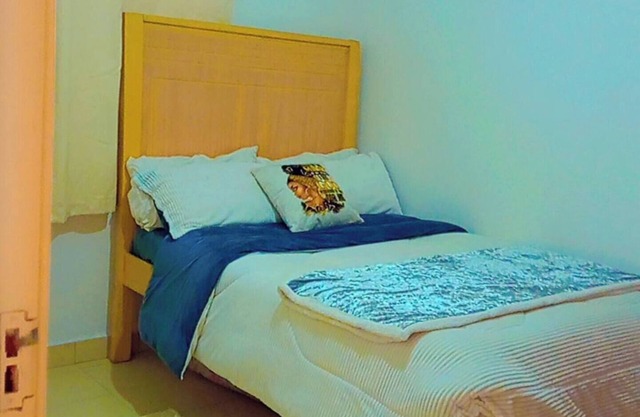 Lovely 1-bedroom apartment , close proximity to the highway, CCTV in premises.