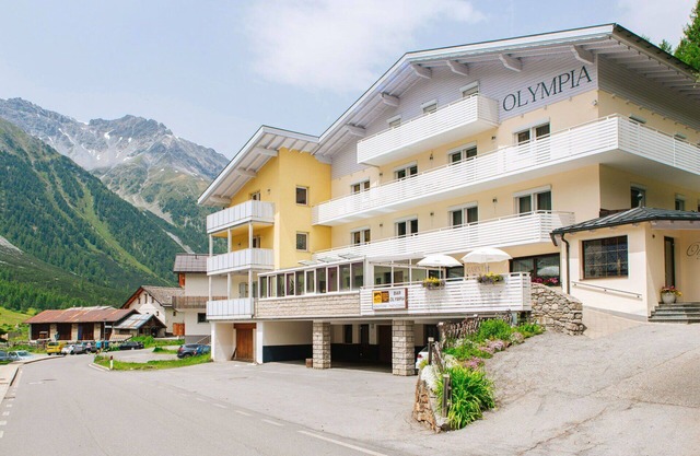 Lovely apartment for 3 guests with WIFI, terrace, pets allowed and panoramic view