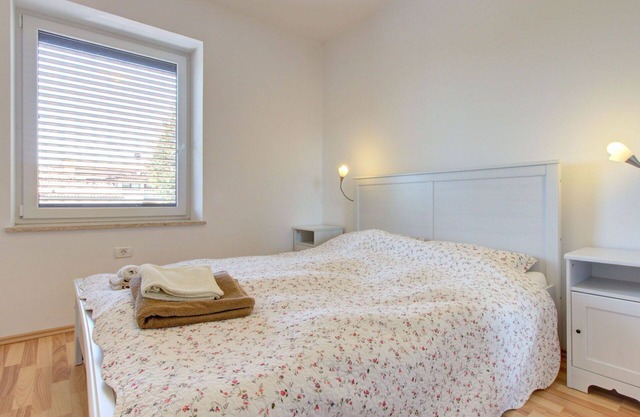 Lovely apartment for 6 people with pool, A/C, WIFI, balcony, pets allowed and panoramic view