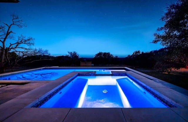 Luxe Ranch Life-Heated Pool-Spa. 10 Min Downtown!
