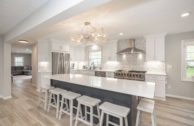 Luxurious and Spacious House—Hot Tub and EV charger n