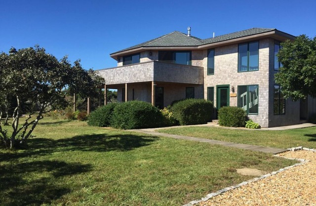 Luxury Chappaquiddick Getaway with Oceanviews