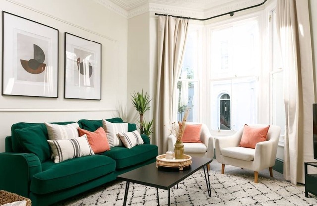 Luxury for 2024, Central Plymouth Home for 10